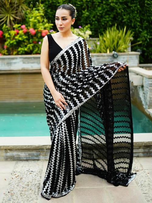 women black embellished saree with blouse - 21737706 - Very Small Image - 1