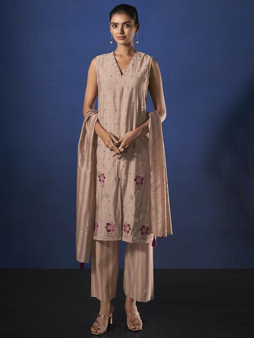women embroidered kurta pant set with dupatta - 21742052 - Very Small Image - 1