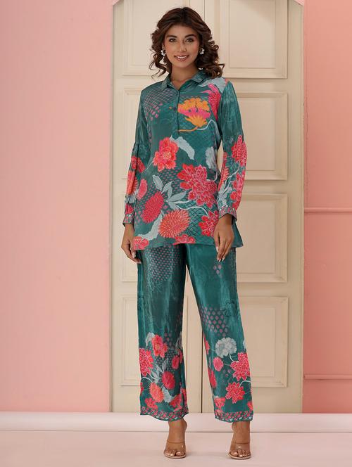 women floral print top & trouser co-ord set - 21742282 - Very Small Image - 1