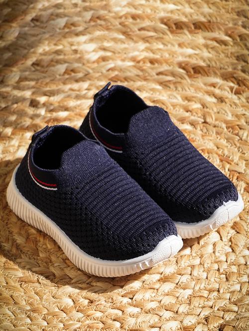 unisex kids slip on sport shoes - 21743520 - Very Small Image - 1