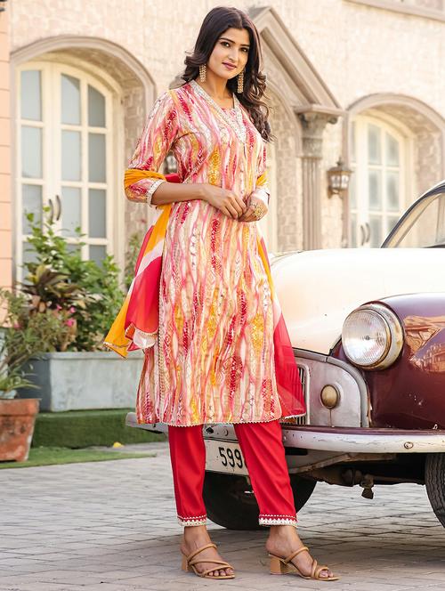 women three quarter sleeve kurta pant with dupatta set - 21743890 - Very Small Image - 1