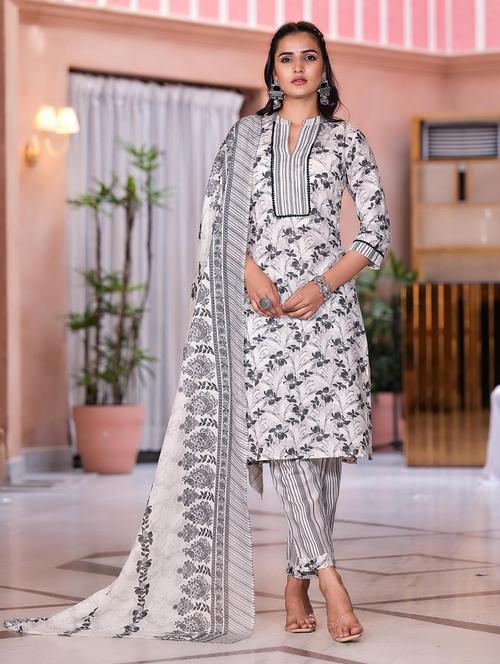 women printed kurta pant set with dupatta - 21747808 - Very Small Image - 1