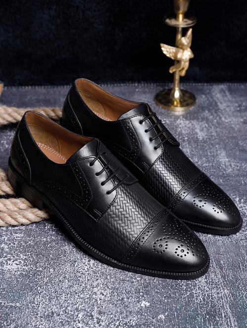 men solid lace-up brouges - 21748047 - Very Small Image - 1