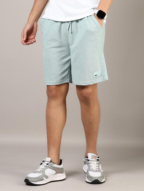 men solid mid rise regular fit short - 21749982 - Very Small Image - 1