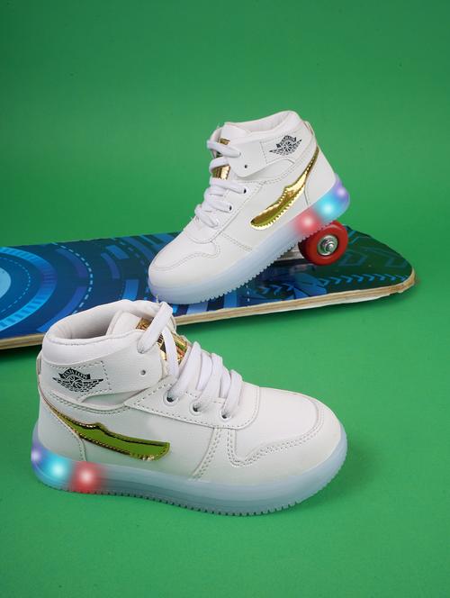 boys velcro led light-up sneaker - 21750915 - Very Small Image - 1