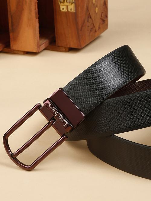 men pin buckle reversible leather belt - 21762030 - Very Small Image - 1