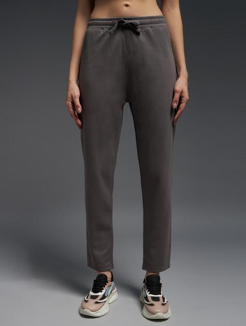 women solid mid rise track pant - 21762360 - Very Small Image - 1