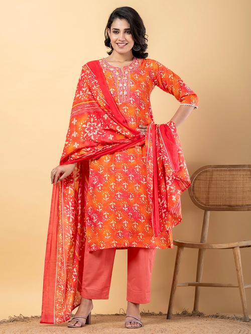 women three quarter sleeve kurta pant with dupatta set - 21766753 - Very Small Image - 1
