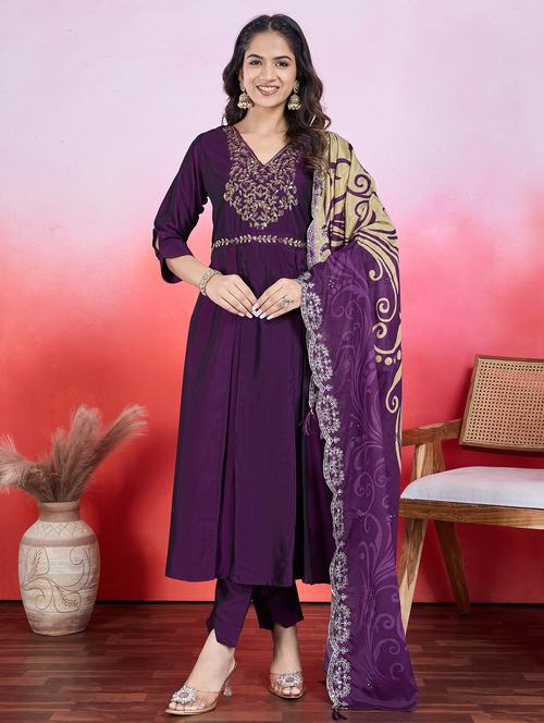 women three quarter sleeve kurta pant with dupatta set - 21766915 - Very Small Image - 1