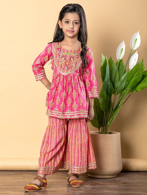 girls three quarter sleeve kurta sharara set - 21766985 - Very Small Image - 1