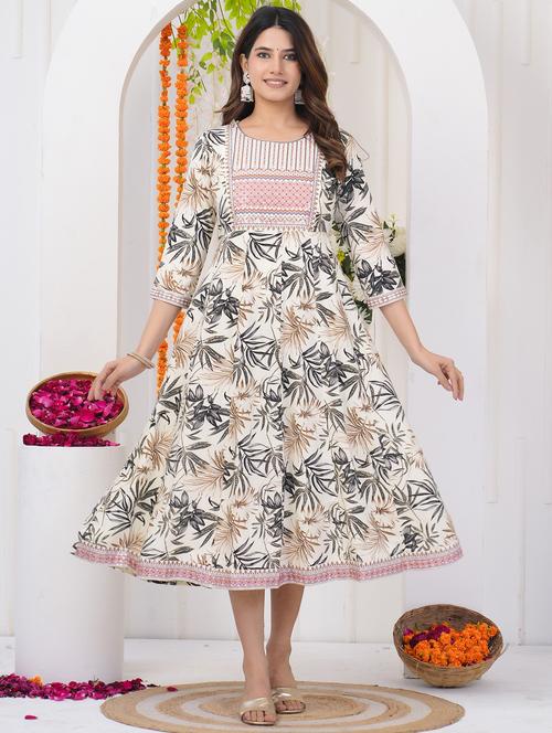 women embroidered three quarter sleeve ethnic dress - 21785058 - Very Small Image - 1