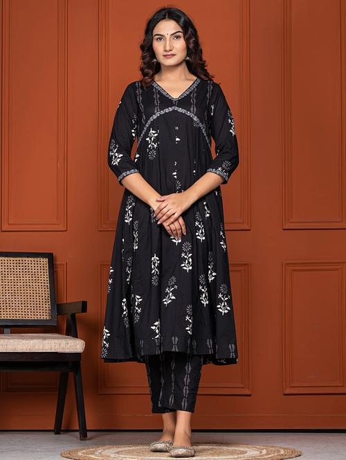 women printed three quarter sleeve kurta pant set - 21785463 - Very Small Image - 1