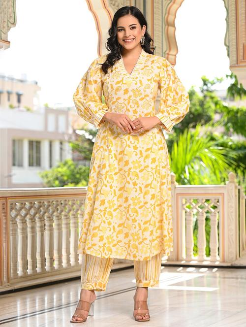 women printed three quarter sleeve kurta pant set - 21785464 - Very Small Image - 1