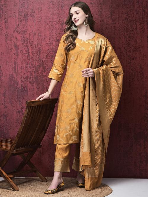 women three quarter sleeve kurta pant with dupatta set - 21785538 - Very Small Image - 1