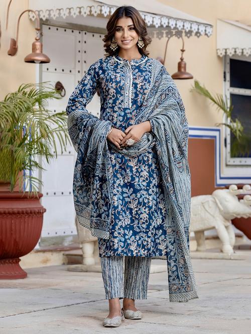 women three quarter sleeve kurta pant with dupatta set - 21785562 - Very Small Image - 1