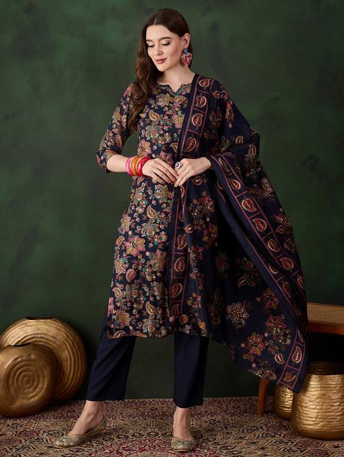 women three quarter sleeve kurta pant with dupatta set - 21785580 - Very Small Image - 1