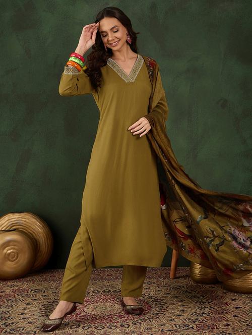 women three quarter sleeve kurta pant with dupatta set - 21785594 - Very Small Image - 1