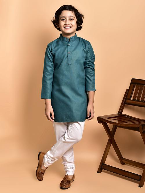 boys solid mandarin neck kurta pyjama set - 21787200 - Very Small Image - 1
