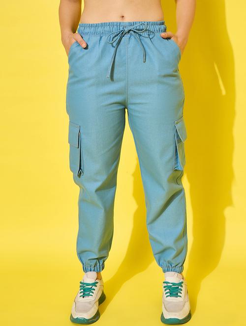 women solid mid rise regular fit cargo - 21789975 - Very Small Image - 1