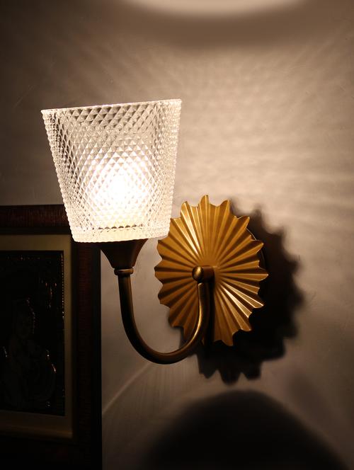 chic and stylish gold finish wall light with white diamond cutting glass - 21793593 - Very Small Image - 1