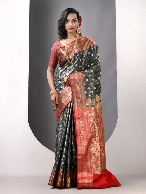 women self design banarasi saree with blouse - 21839674 - Very Small Image - 1