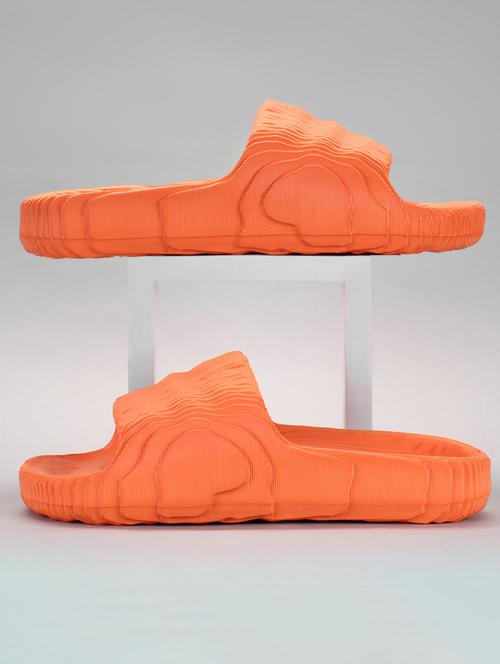 men solid slip on slider - 21840525 - Very Small Image - 1