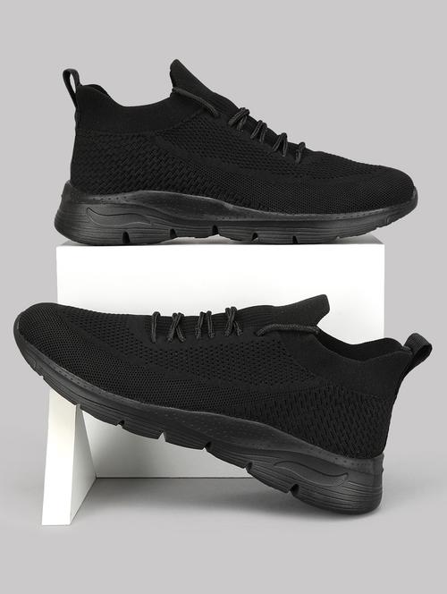 men black sport shoe - 21840532 - Very Small Image - 1