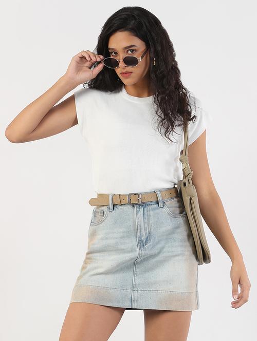 women solid round neck regular top - 21843044 - Very Small Image - 1