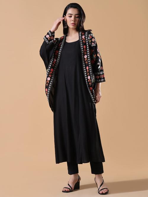 women black sleeveless kurta with jacket - 21843132 - Very Small Image - 1