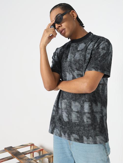 men all over print round neck regular fit t-shirt - 21843265 - Very Small Image - 1