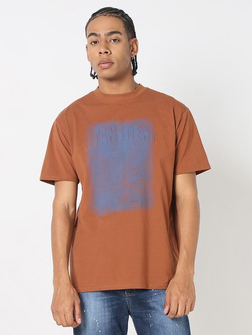 men front print round neck regular fit t-shirt - 21843292 - Very Small Image - 1