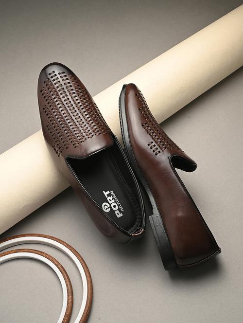 men brown slip on mojari - 21853590 - Very Small Image - 1