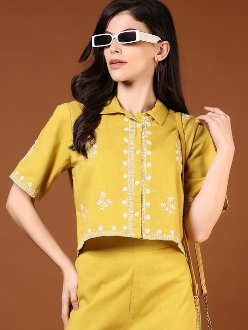 Women Embroidered Short Sleeve Regular Fit Top - 21864389 - Very Small Image - 1