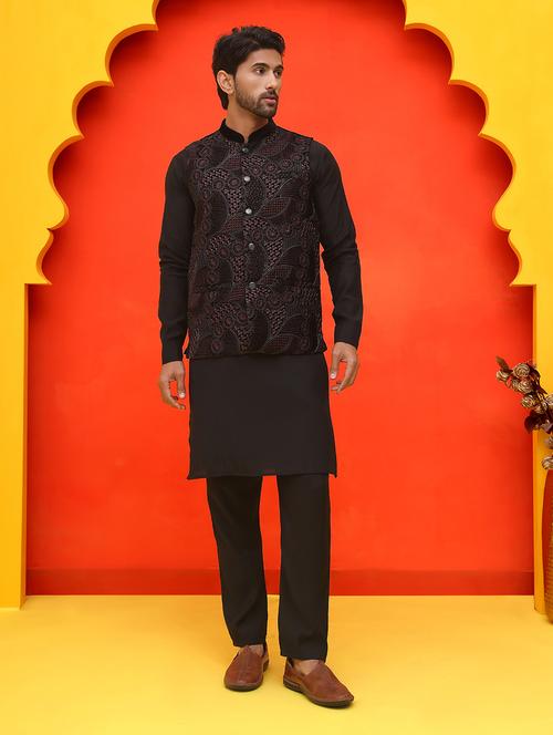 men mandarin neck kurta pyjama with jacket ethnic wear set - 21866013 - Very Small Image - 1