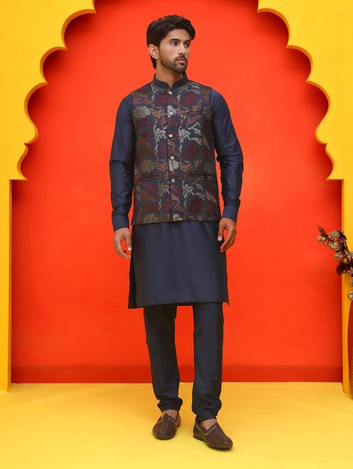 men mandarin neck kurta pyjama with jacket ethnic wear set - 21866017 - Very Small Image - 1