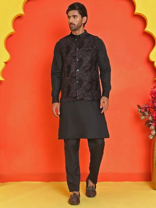 men mandarin neck kurta pyjama with jacket ethnic wear set - 21866022 - Very Small Image - 1