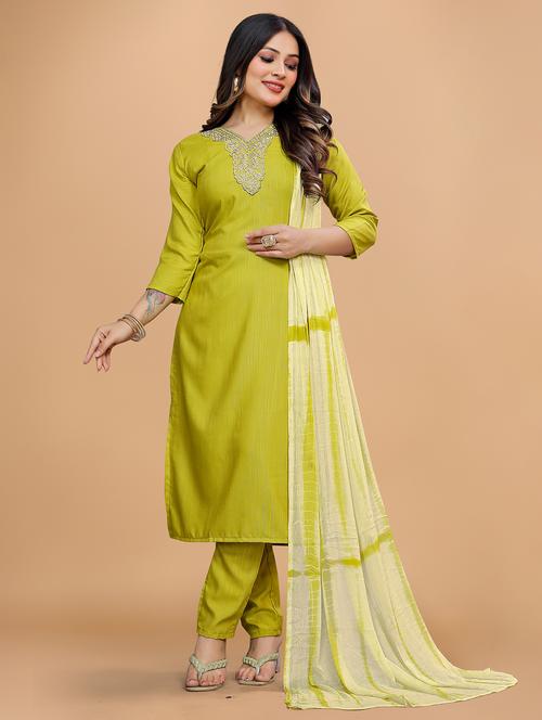 women three quarter sleeve kurta pant with dupatta set - 21866062 - Very Small Image - 1