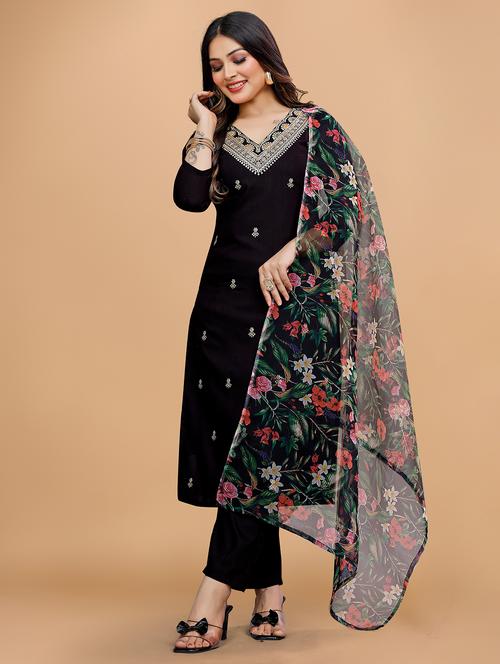 women three quarter sleeve kurta pant with dupatta set - 21866105 - Very Small Image - 1