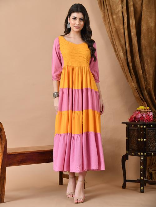 women color blocked puff sleeves tiered dress - 21898992 - Very Small Image - 1