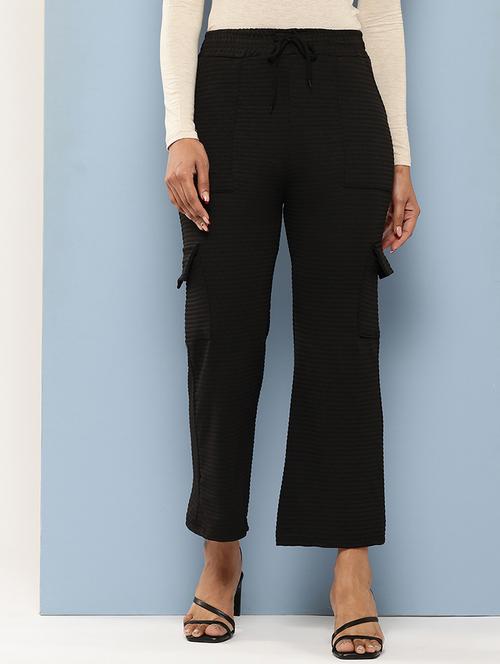 women solid mid rise straight cargo - 21901233 - Very Small Image - 1