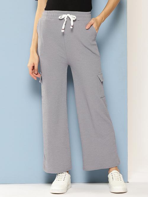 women solid mid rise cargo - 21901247 - Very Small Image - 1