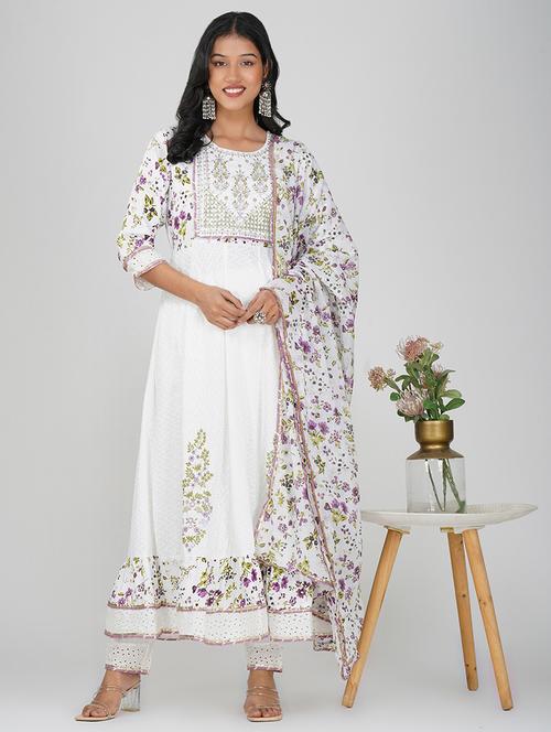 women three quarter sleeve anarkali kurta pant with dupatta set - 21901380 - Very Small Image - 1