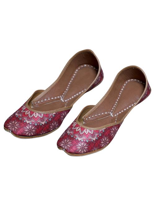 women handmade printed fabric punjabi jutti - 21904396 - Very Small Image - 1