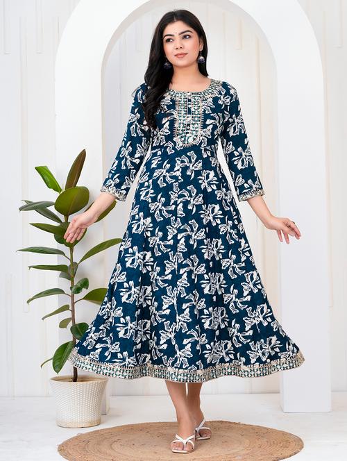 women printed three quarter sleeve flared ethnic dress - 21905841 - Very Small Image - 1