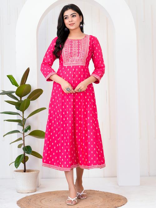 women printed three quarter sleeve flared ethnic dress - 21905842 - Very Small Image - 1