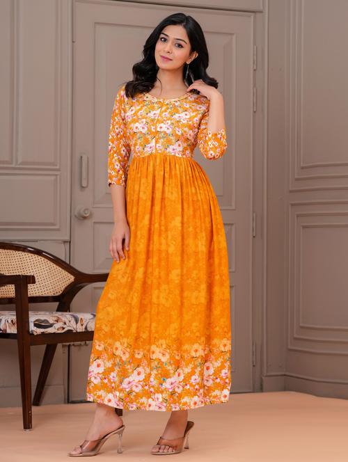 women three quarter sleeve flared ethnic dress - 21908840 - Very Small Image - 1