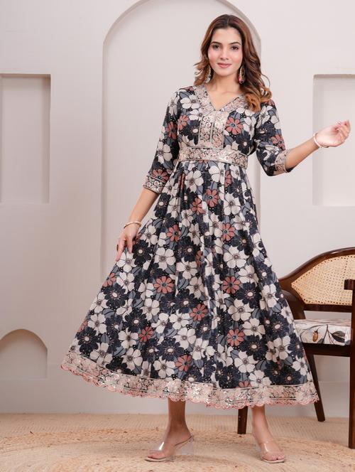 women three quarter sleeve flared ethnic dress - 21908854 - Very Small Image - 1