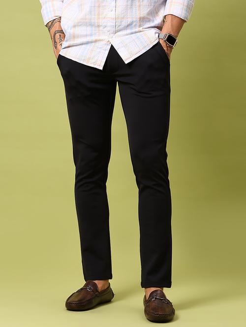 men solid mid rise slim fit chinos  - 21909887 - Very Small Image - 1