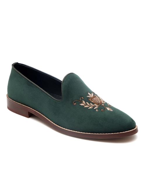 men green slip on mojari - 21911710 - Very Small Image - 1