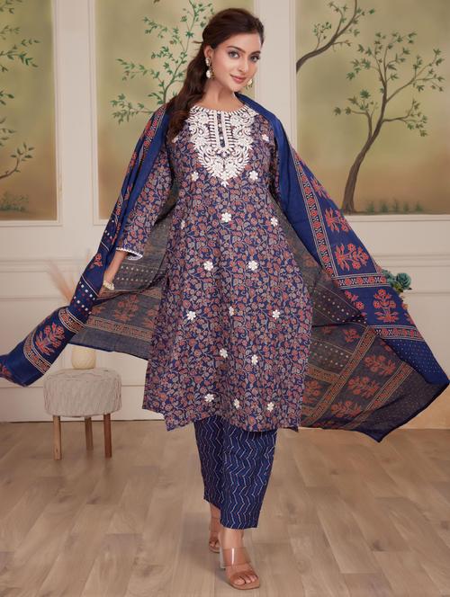 women three quarter sleeve kurta pant with dupatta set - 21916155 - Very Small Image - 1